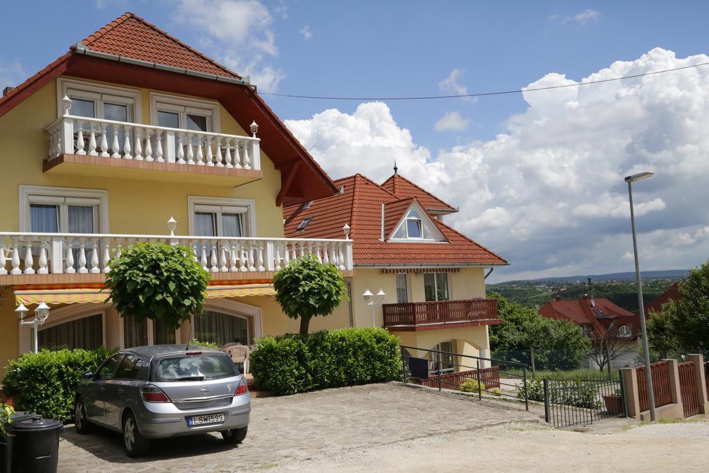 Vesta Apartments Хевиз Экстерьер фото
